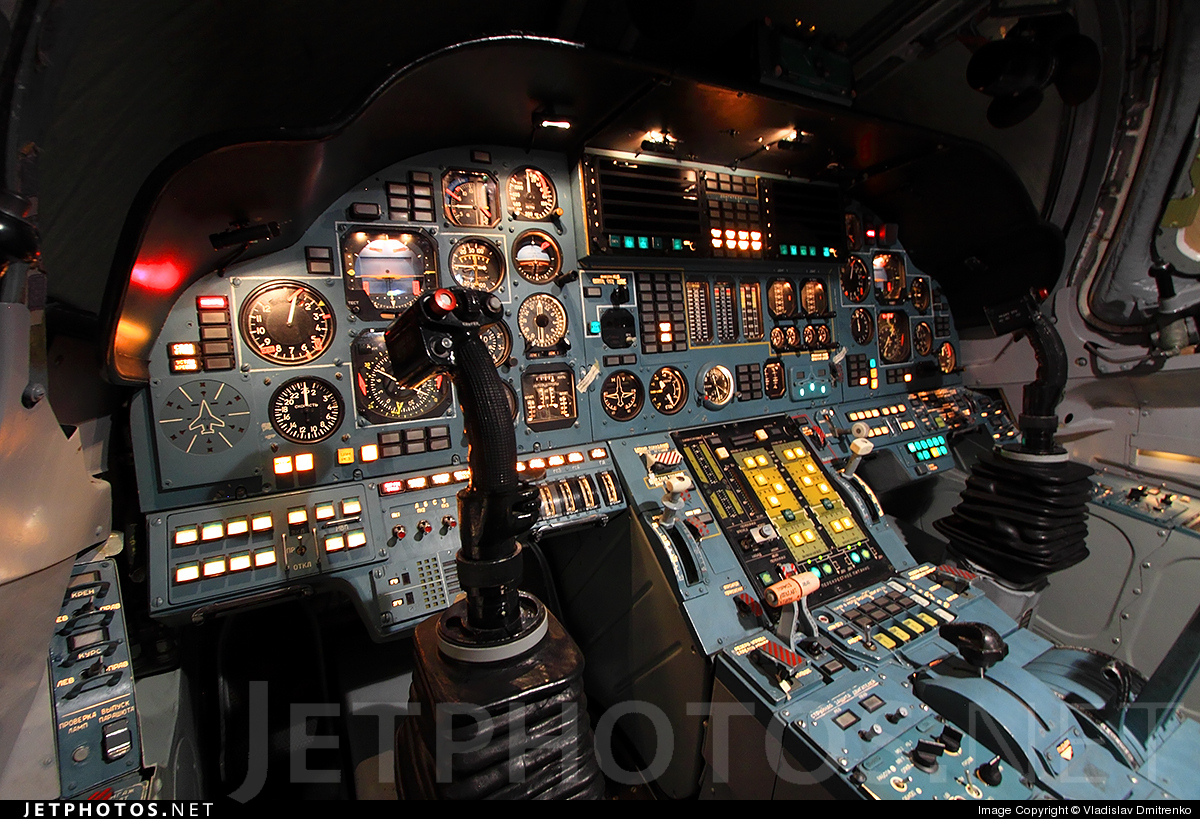 Tu-160
